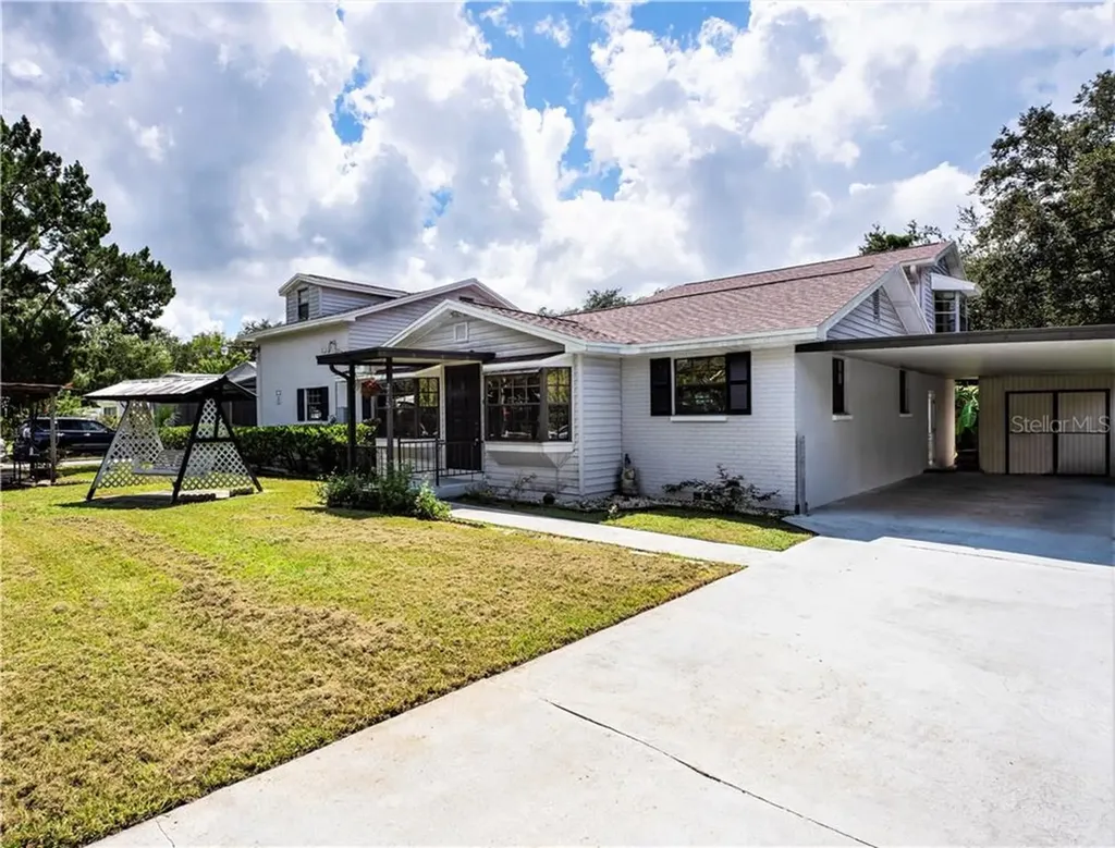 2315 E 148th Avenue Lutz FL 33549