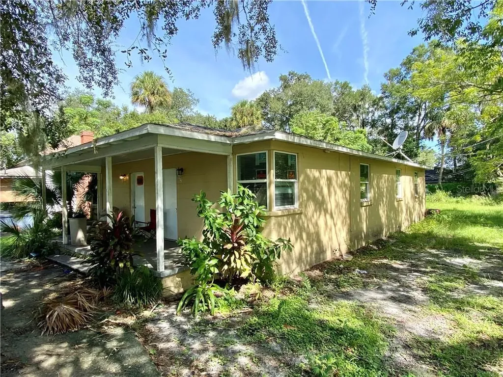 1102 W 10th Street Sanford FL 32771