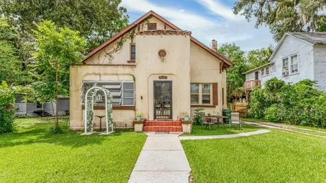 1003 Herndon Street Leesburg FL 34748