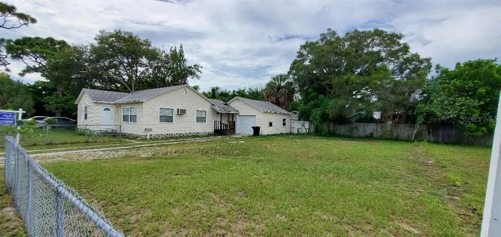 1641 30th Avenue N St Petersburg FL 33713