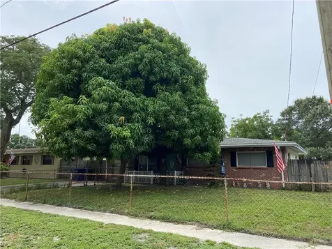 4402 W Iowa Avenue Tampa FL 33616