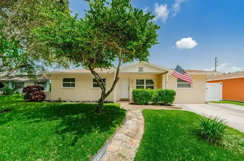 6025 Dunbeath Street N St Petersburg FL 33709