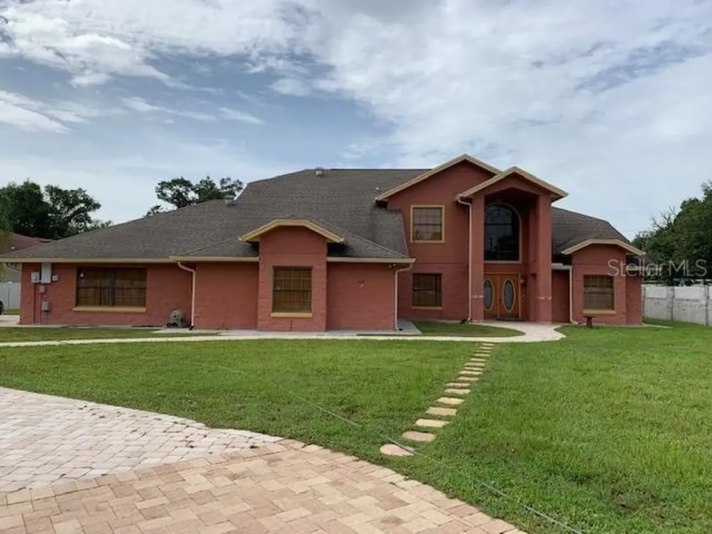 4988 Lake Cecile Drive Kissimmee FL 34746