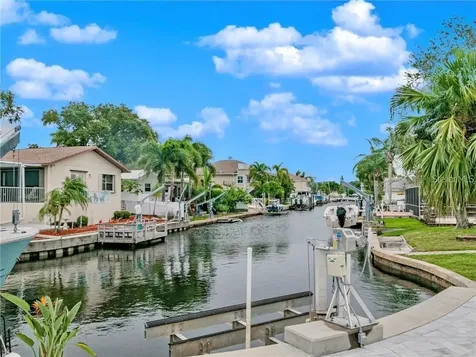 305 Driftwood Drive W Palm Harbor FL 34683