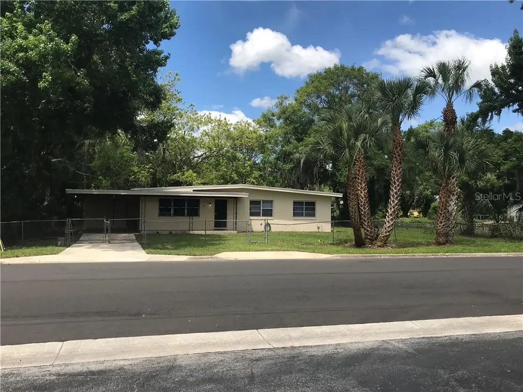 1100 S Bay Avenue Sanford FL 32771