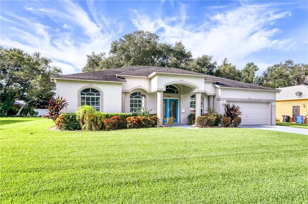 2924 51st Avenue S St Petersburg FL 33712
