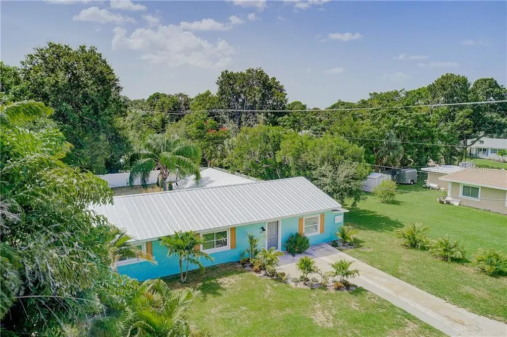 200 44th Street W Bradenton FL 34209