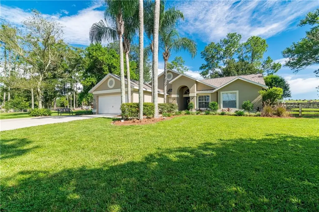 37629 Phelps Road Zephyrhills FL 33541