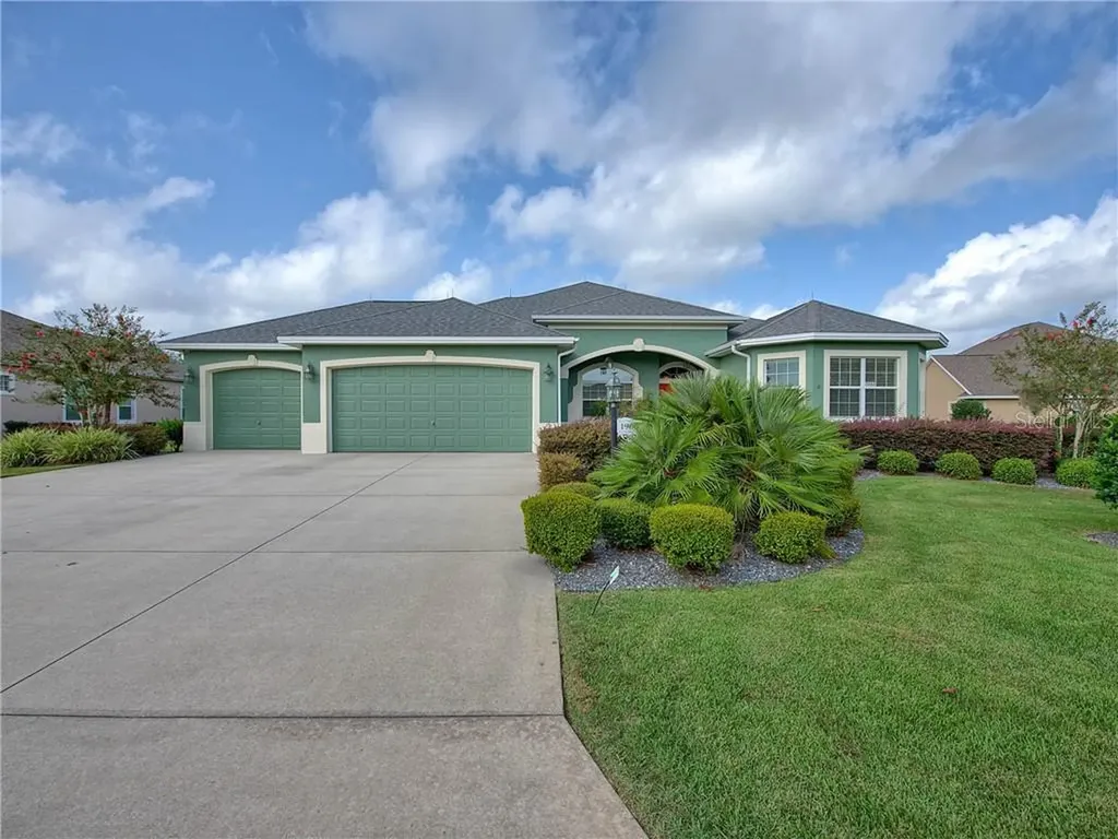 1966 Lake Ridge Drive The Villages FL 32162