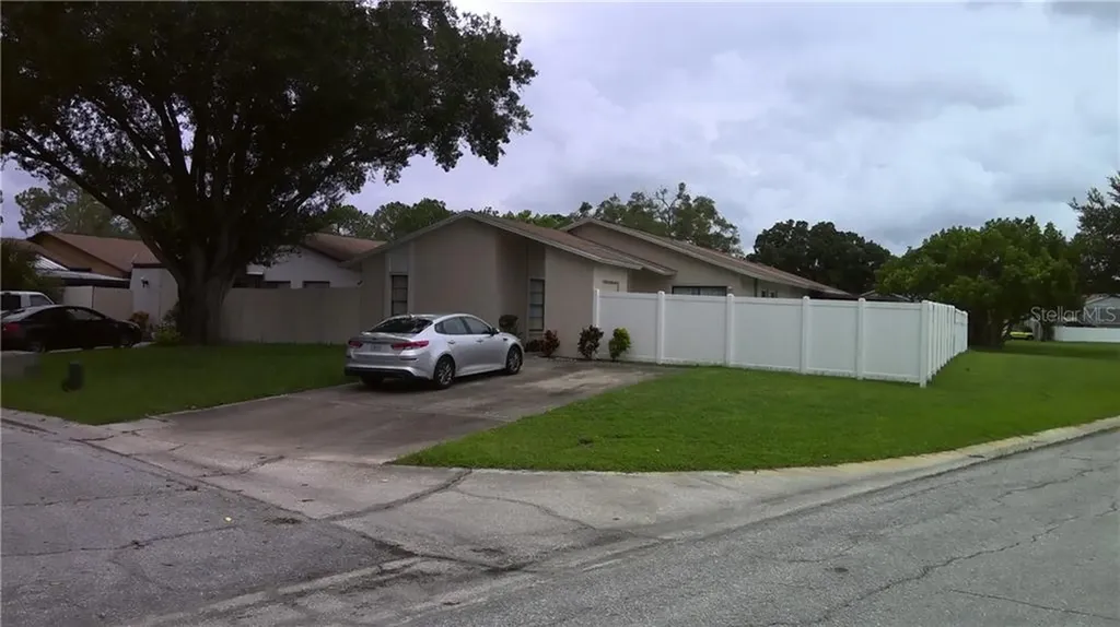 5001 Aberdeen Court Tampa FL 33624