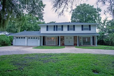 1215 S 9th Street Leesburg FL 34748