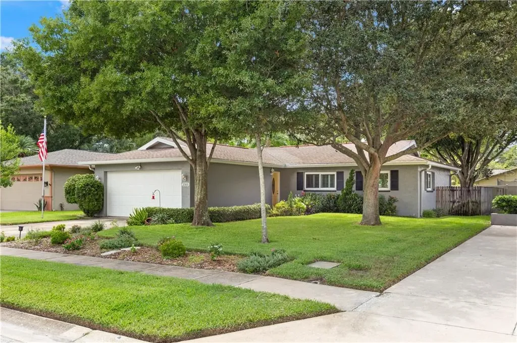2315 Liston Circle Palm Harbor FL 34683