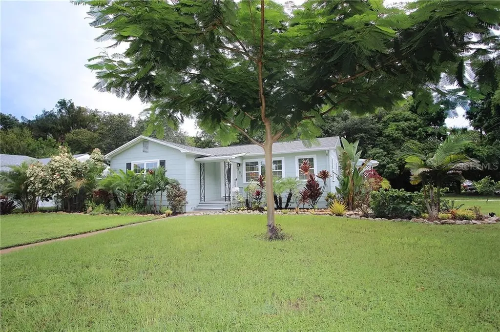 201 66th Street N St Petersburg FL 33710