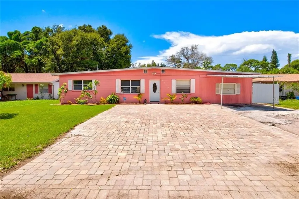 5414 23rd Street Court W Bradenton FL 34207