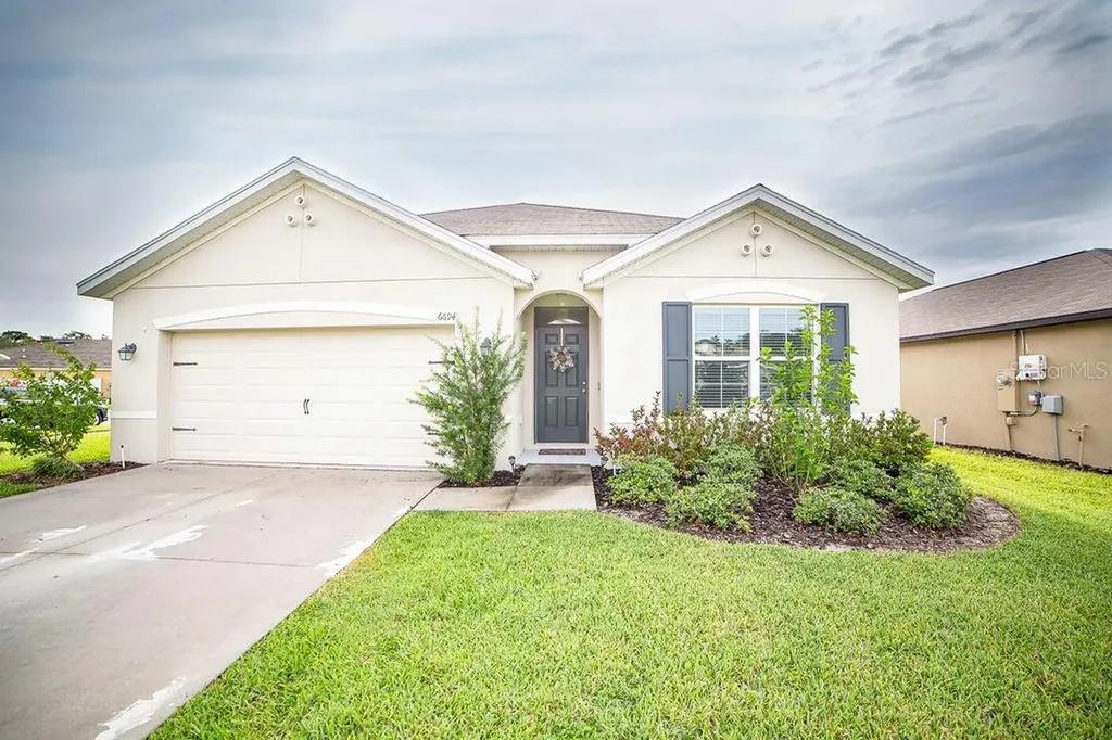 6694 Wagon Trail Street Zephyrhills FL 33541