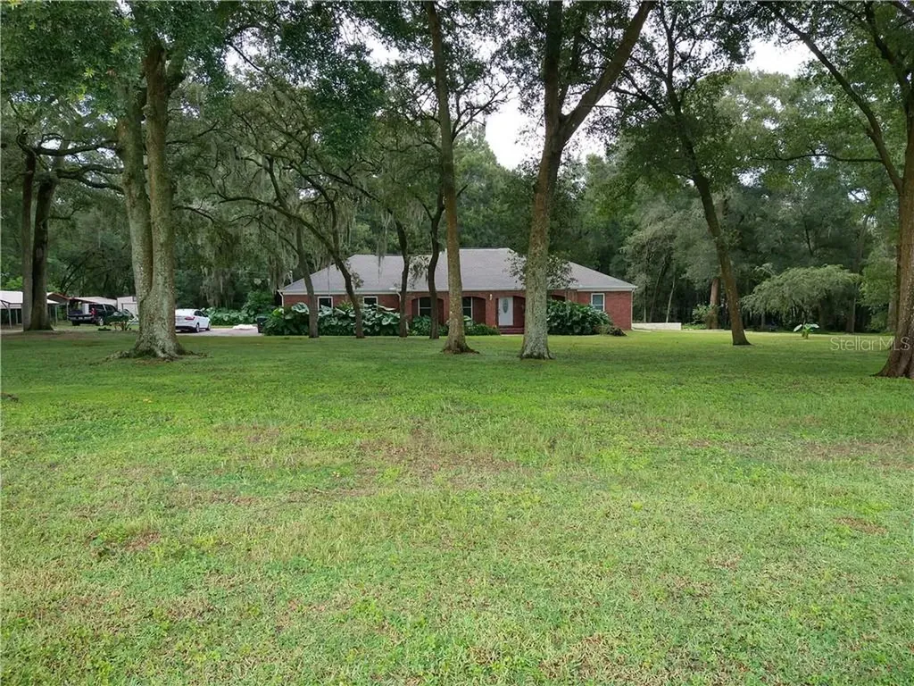 39115 Vickie Lane Dade City FL 33525