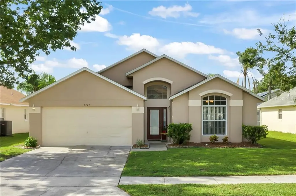 7945 Golden Pond Circle Kissimmee FL 34747