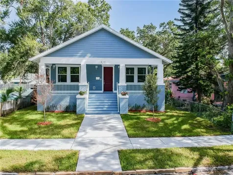 527 16th Avenue S St Petersburg FL 33701