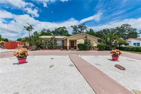 514 Madison Street S St Petersburg FL 33711