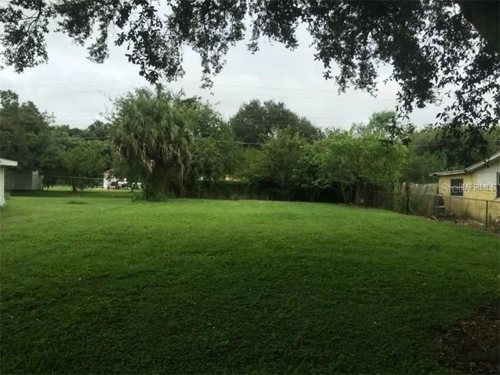 1811 S Summerlin Avenue Sanford FL 32771