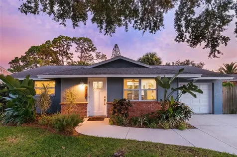 4736 Selma Street Sarasota FL 34232