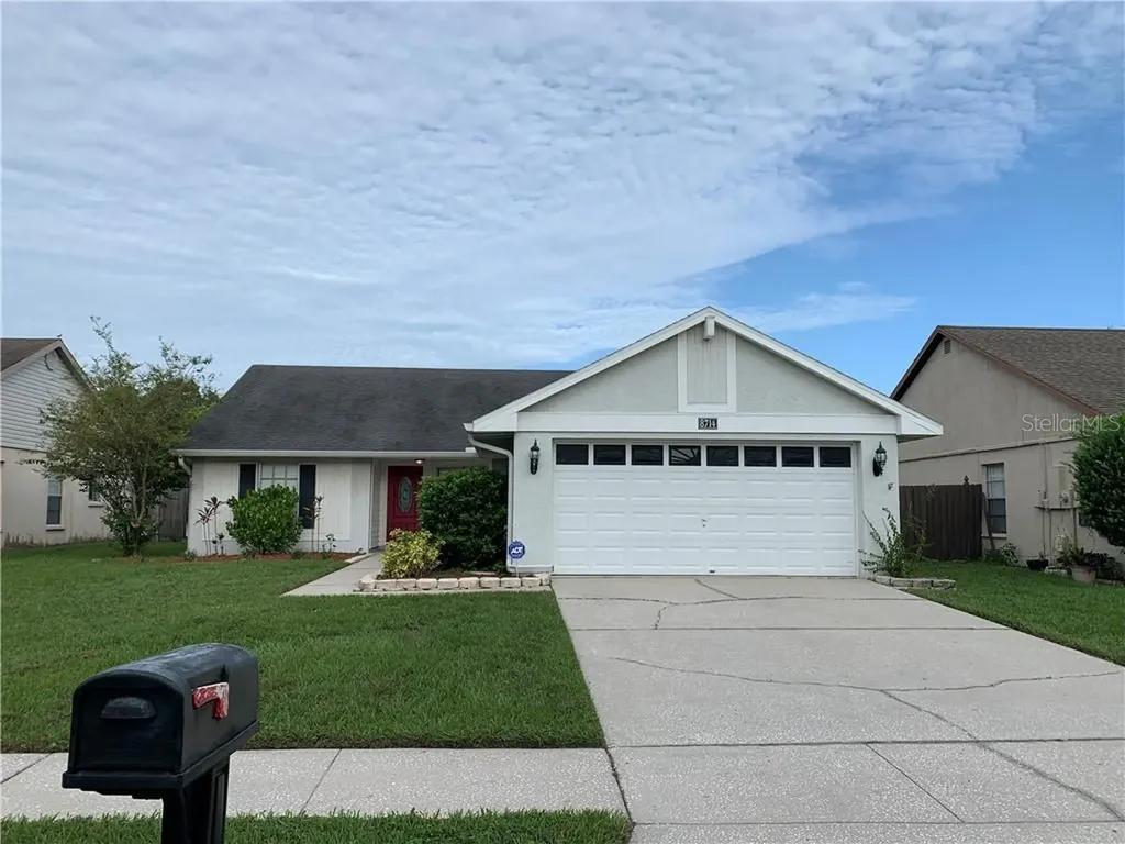 8714 Lindenhurst Place Tampa FL 33634