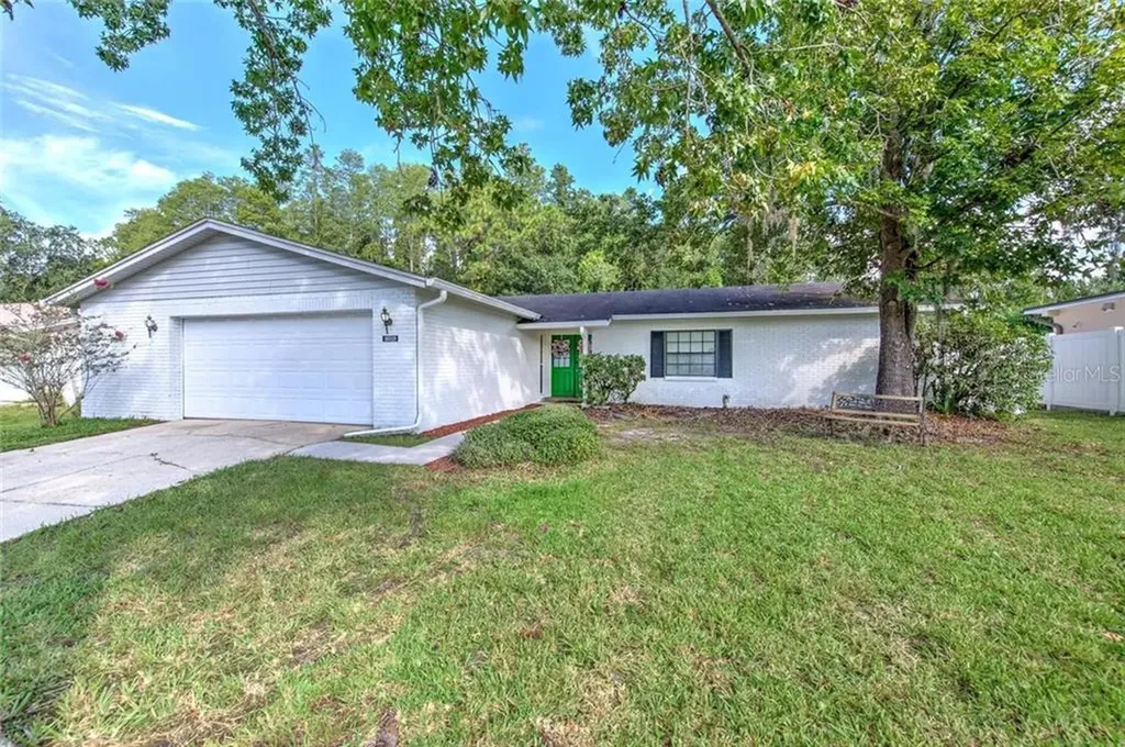 16518 Silverhill Drive Tampa FL 33624