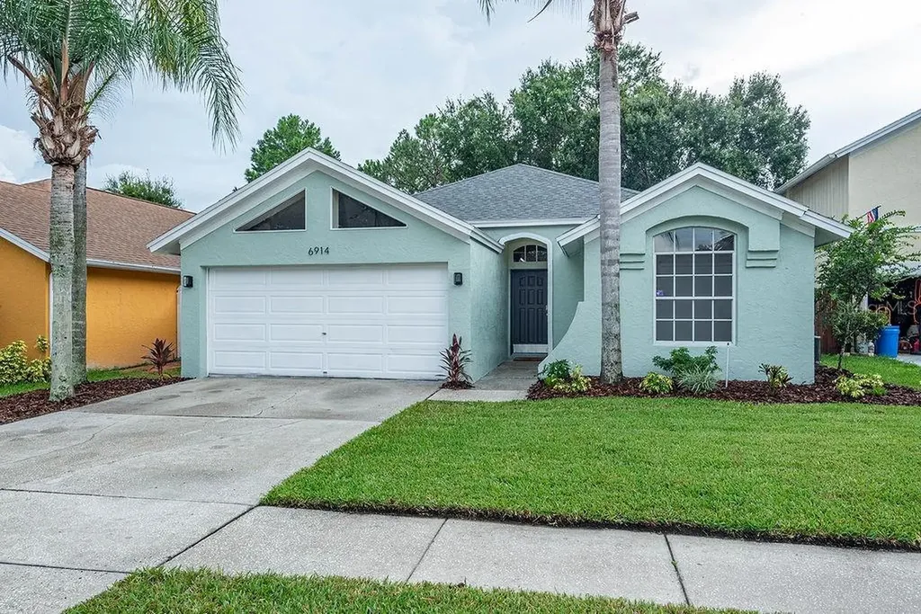 6914 Mirror Lake Avenue Tampa FL 33634