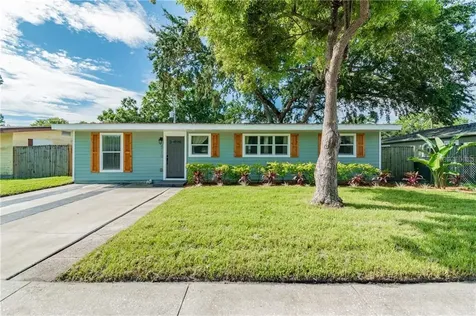 4710 W Wallace Avenue Tampa FL 33611