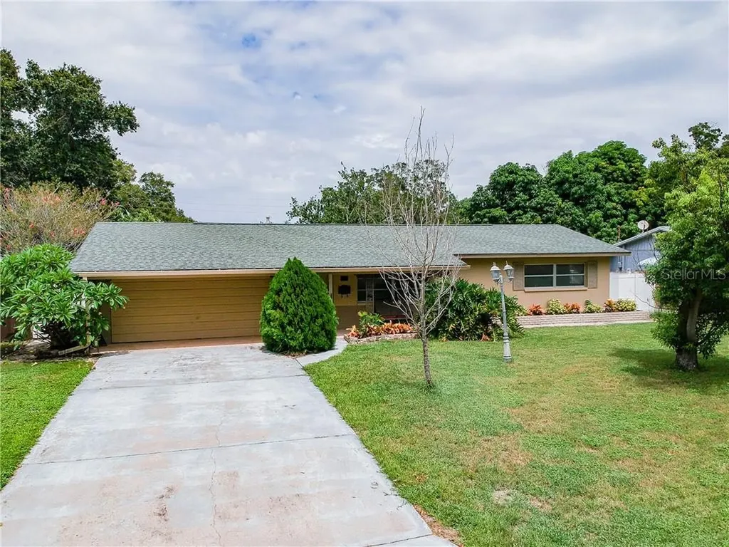 4583 35th Terrace N St Petersburg FL 33713