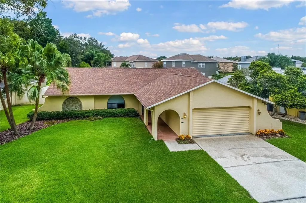 5021 Bridgeport Drive Safety Harbor FL 34695