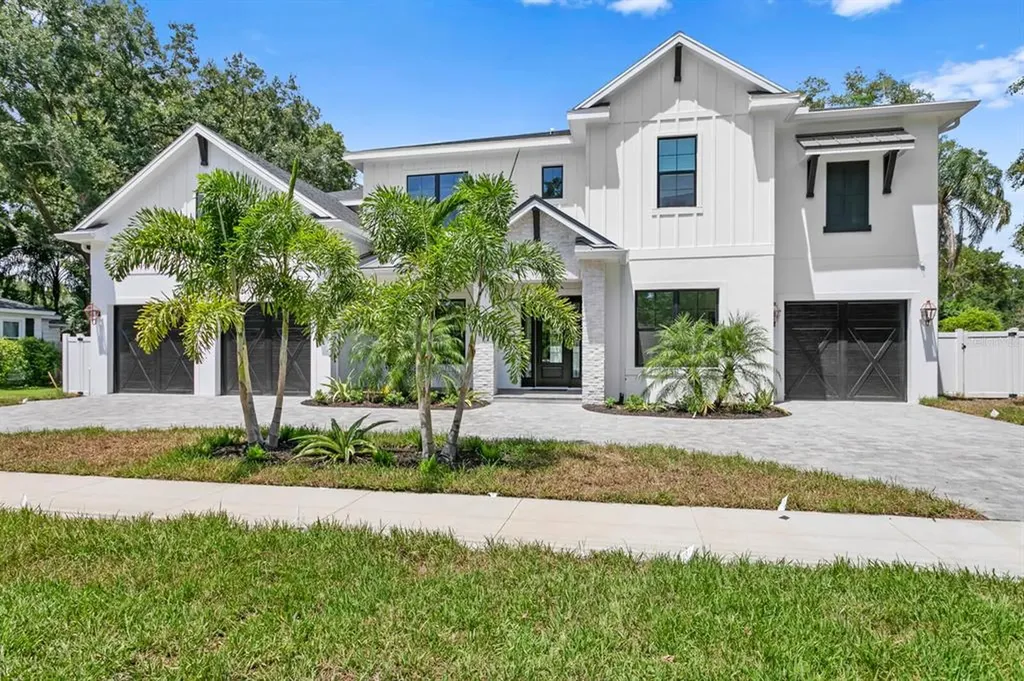 3615 W Granada Street Tampa FL 33629