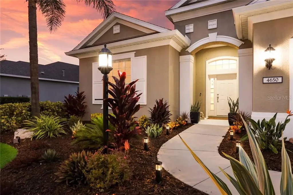 4650 Claremont Park Drive Bradenton FL 34211