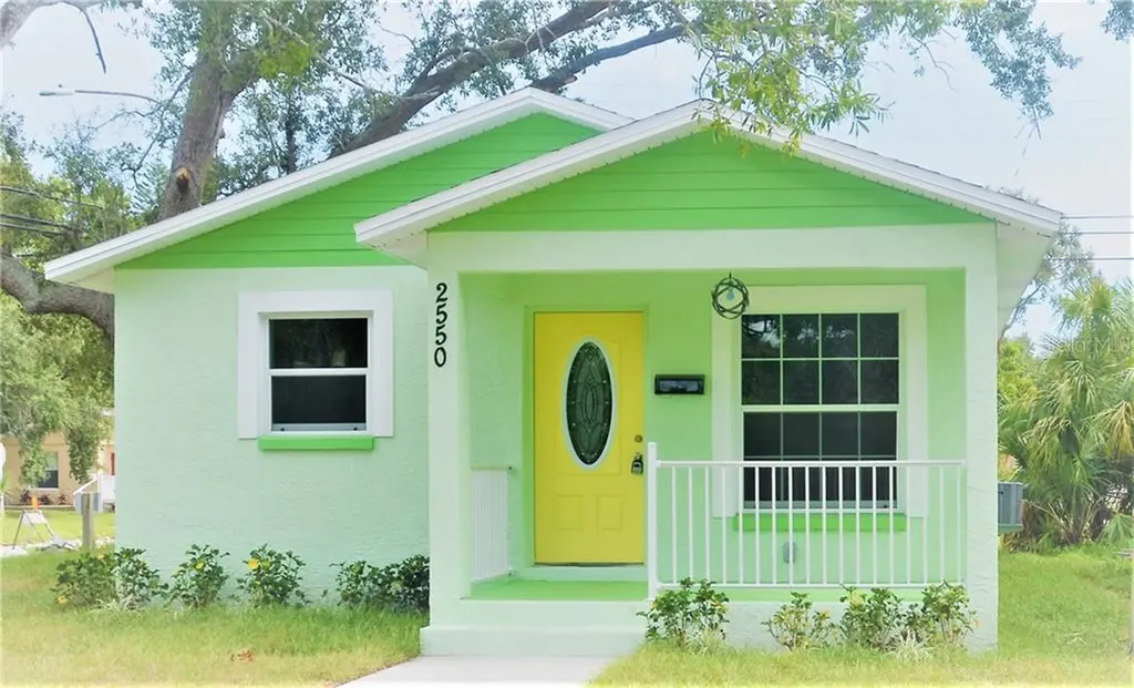 2550 12th Avenue S St Petersburg FL 33712