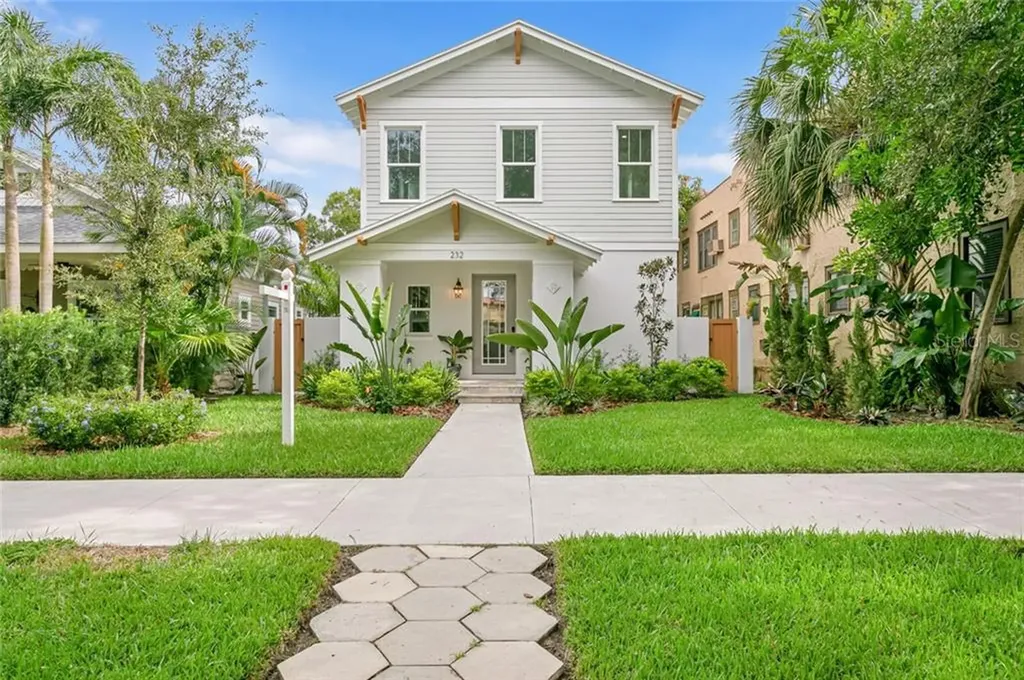 232 13th Avenue NE St Petersburg FL 33701