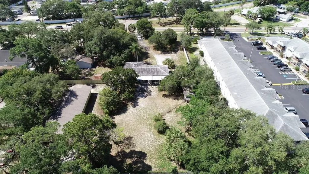 8119 46th Avenue N St Petersburg FL 33709