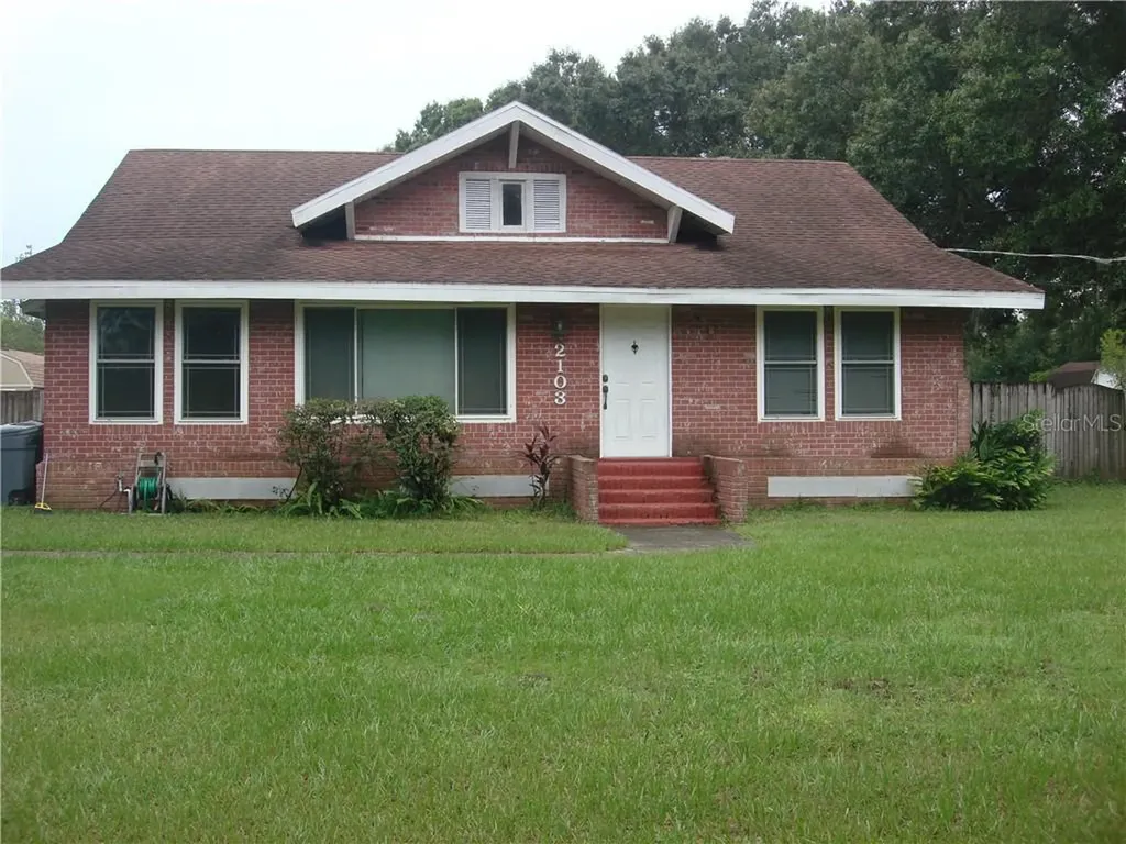 2103 Strawberry Drive Plant City FL 33563