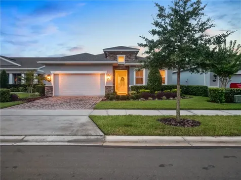 1695 Victoria Gardens Drive Deland FL 32724
