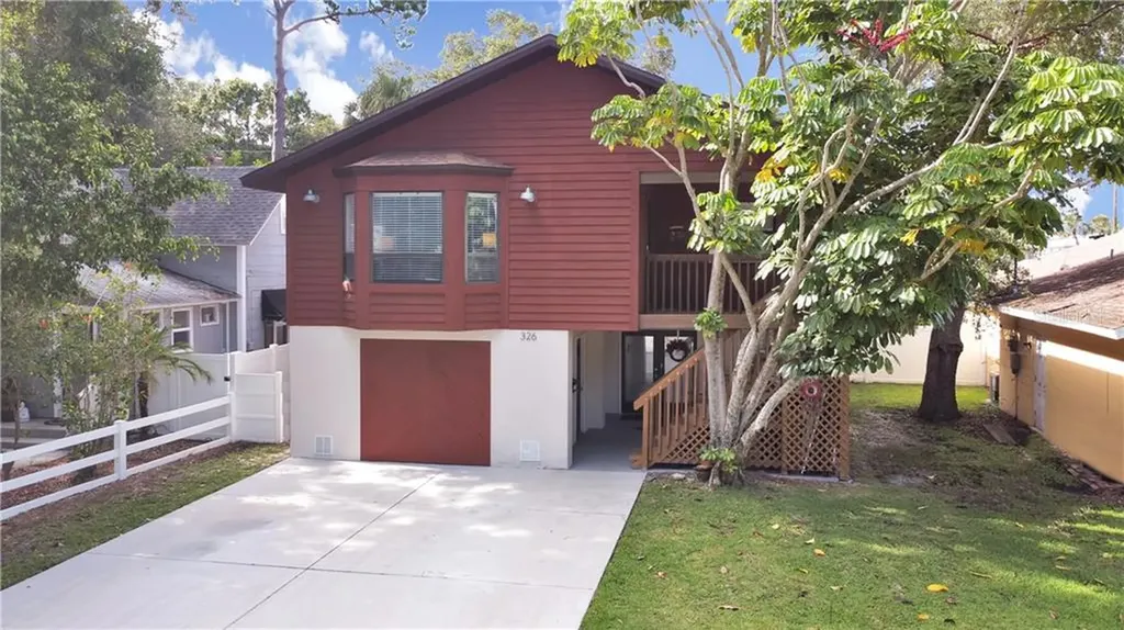 326 49th Avenue N St Petersburg FL 33703