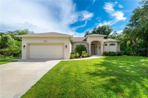 2712 Chipley Avenue North Port FL 34286