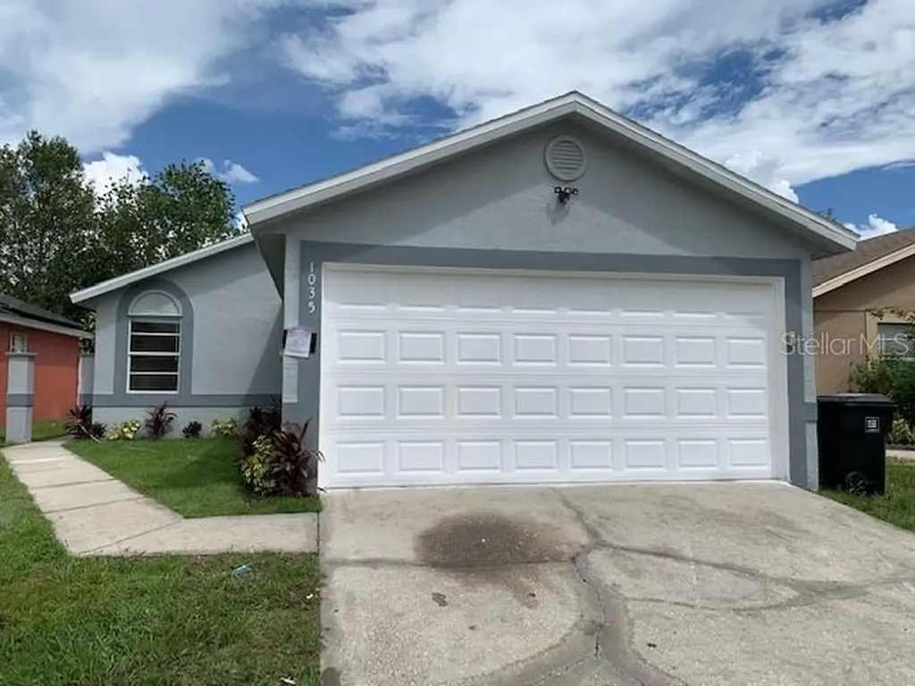 1035 Florida Holly Drive Orlando FL 32811