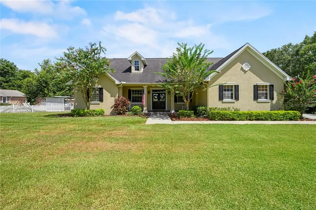 36747 Open Country Lane Dade City FL 33523