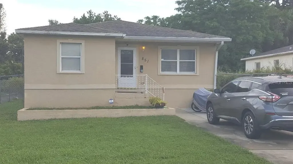 851 40th Avenue S St Petersburg FL 33705