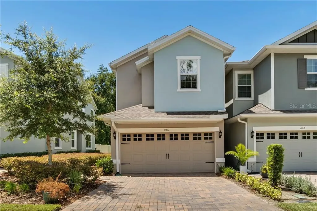 1166 E 10th Street Apopka FL 32703