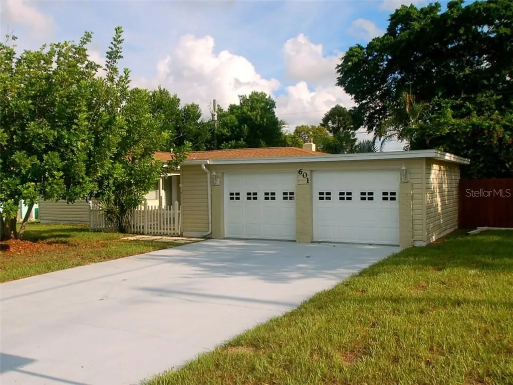 601 Lexington Street Dunedin FL 34698