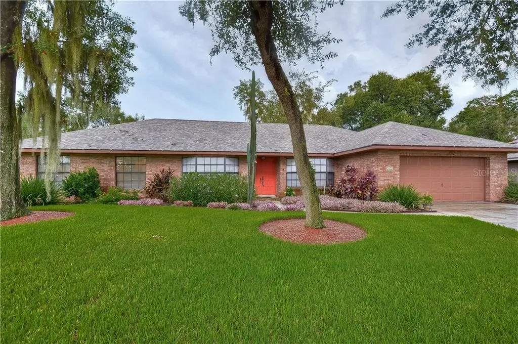 2422 Stonehill Avenue Valrico FL 33594