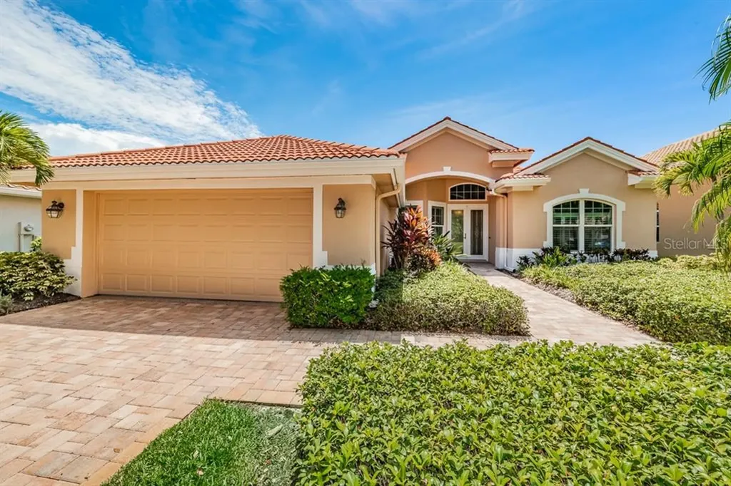 7622 Aralia Way Seminole FL 33777