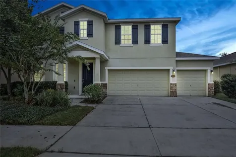 215 Laurel Point Court Deland FL 32724