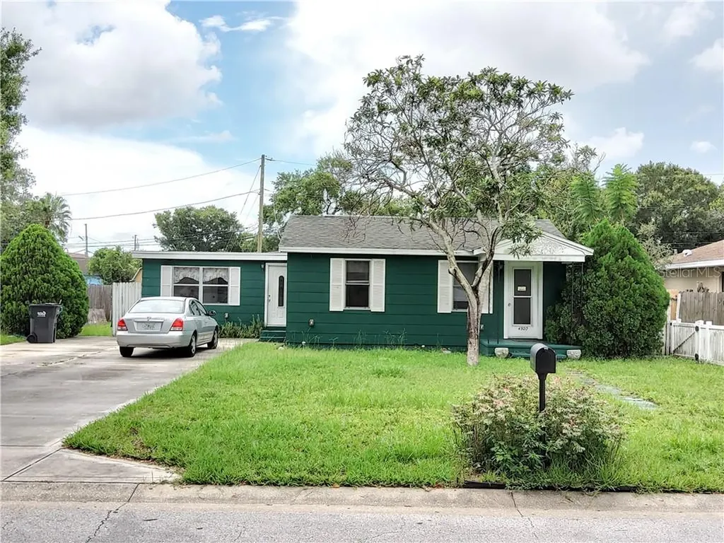 4920 44th Avenue N St Petersburg FL 33709