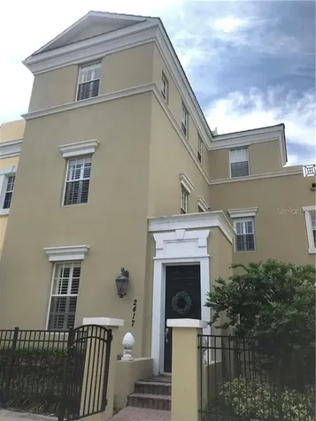 2417 Victoria Gardens Lane Tampa FL 33609